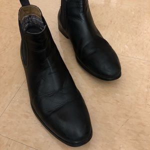 Black Leather Chelsea Boots